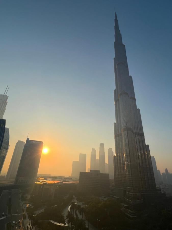 Prestige Living 1Br With Full Burj Khalifa View By Auberge Дубай Экстерьер фото