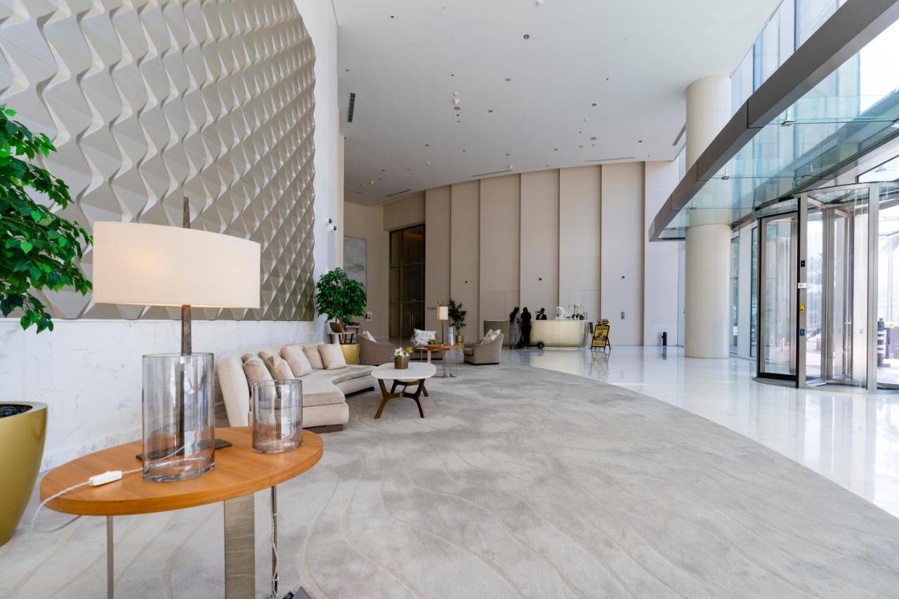 Prestige Living 1Br With Full Burj Khalifa View By Auberge Дубай Экстерьер фото